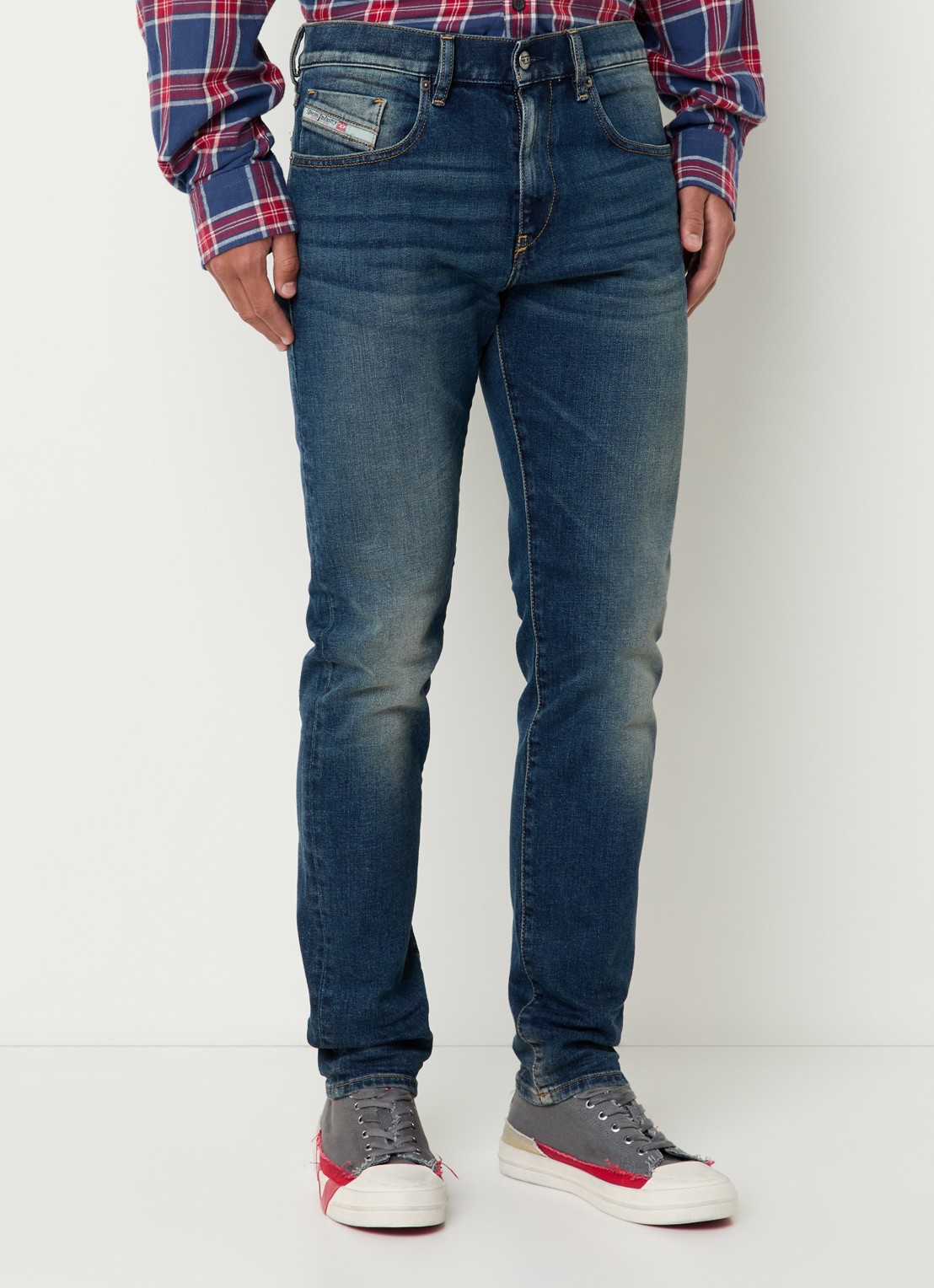 Diesel 2019 D-Strukt straight leg jeans met medium wassing - detail 4 indigo