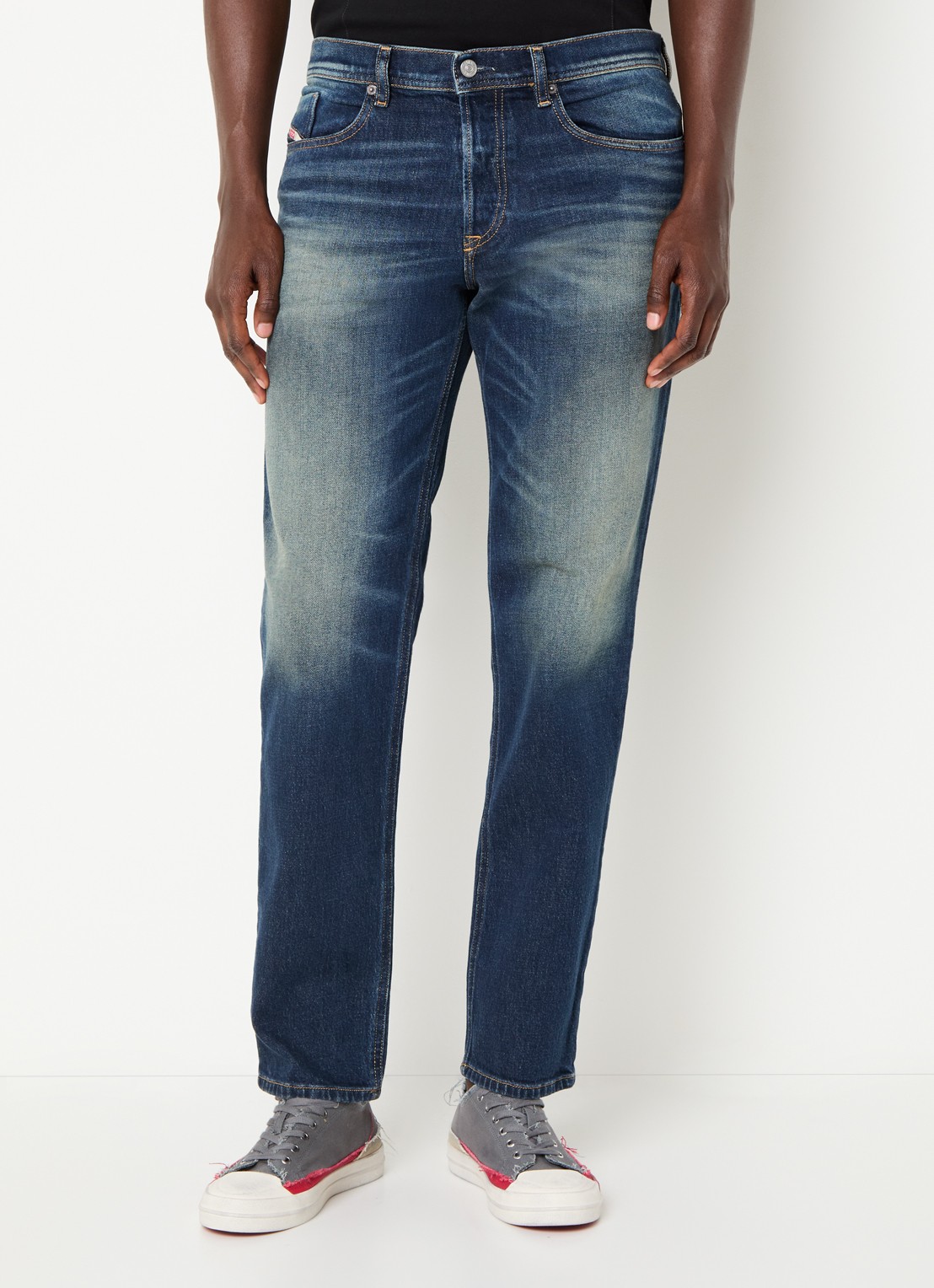 Diesel 2023 D-Finitive slim fit jeans met donkere wassing - detail 4 indigo