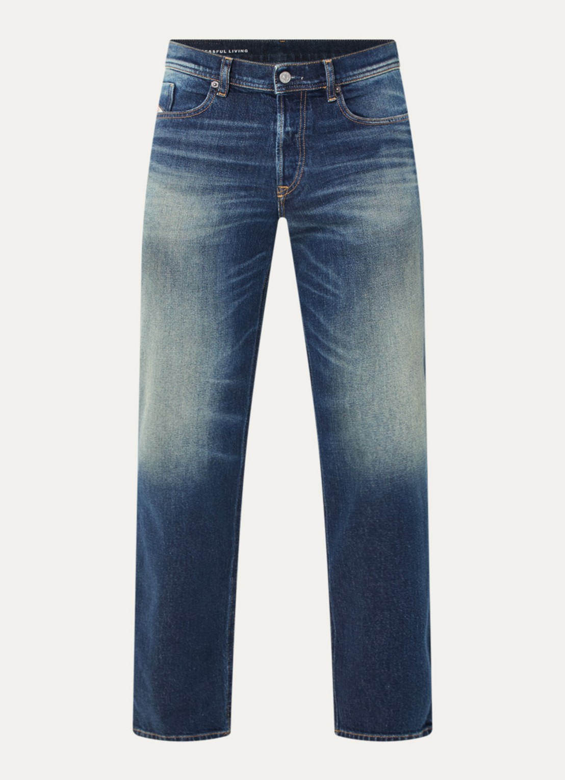 Diesel 2023 D-Finitive slim fit jeans met donkere wassing - voorkant indigo