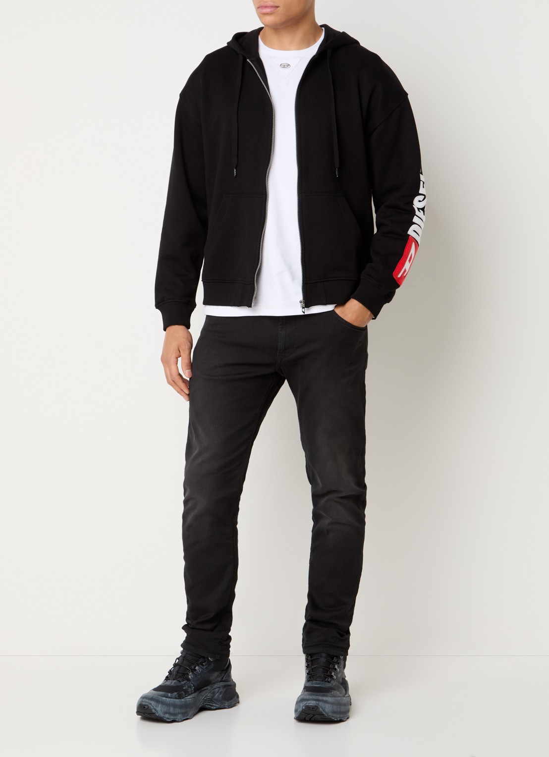 Diesel 2032 D-krooley slim fit jeans  - voorkant 2 antraciet