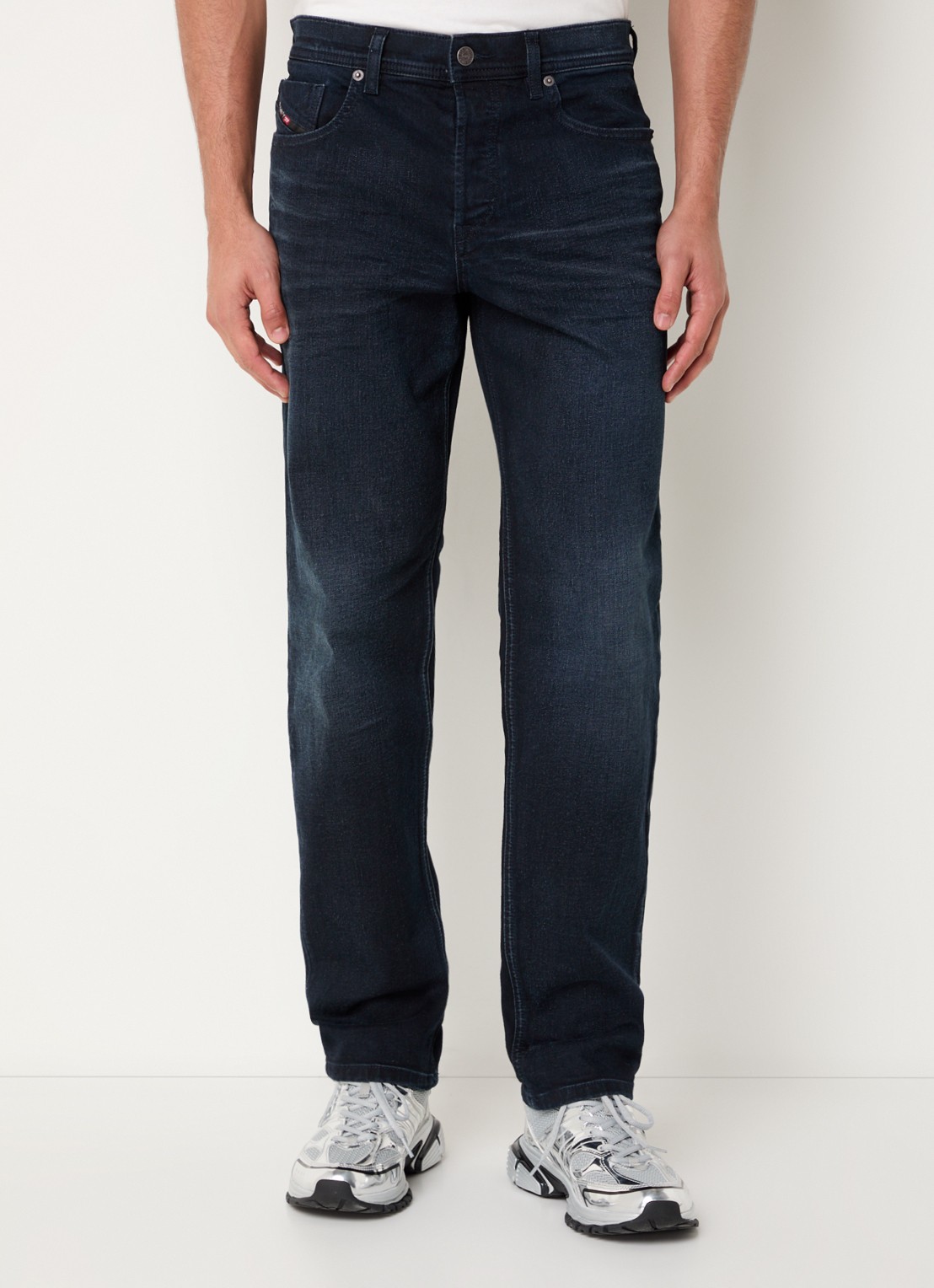 Diesel D-Finitive straight leg jeans met donkere wassing - detail 4 donkerblauw