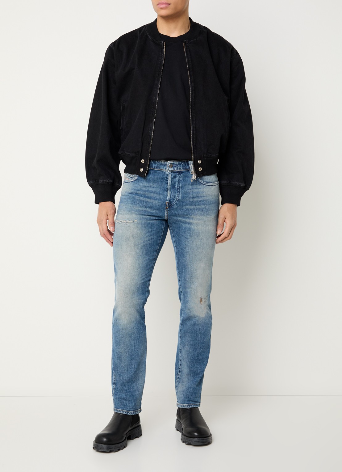 Diesel D-Guz bomberjack van denim met steekzakken - voorkant 3 zwart