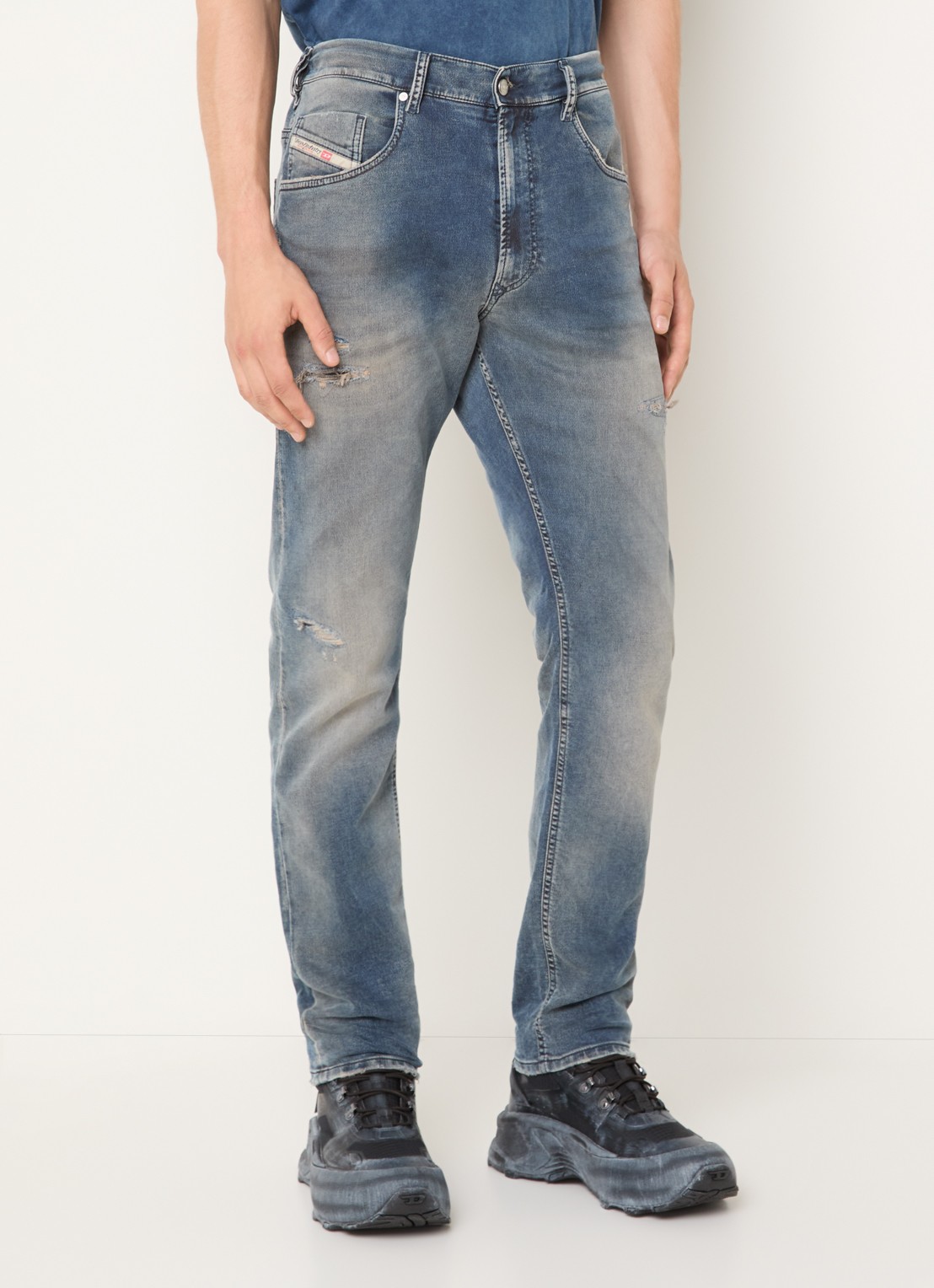 Diesel D-Krooley-Bw slim fit jeans met medium wassing - detail indigo