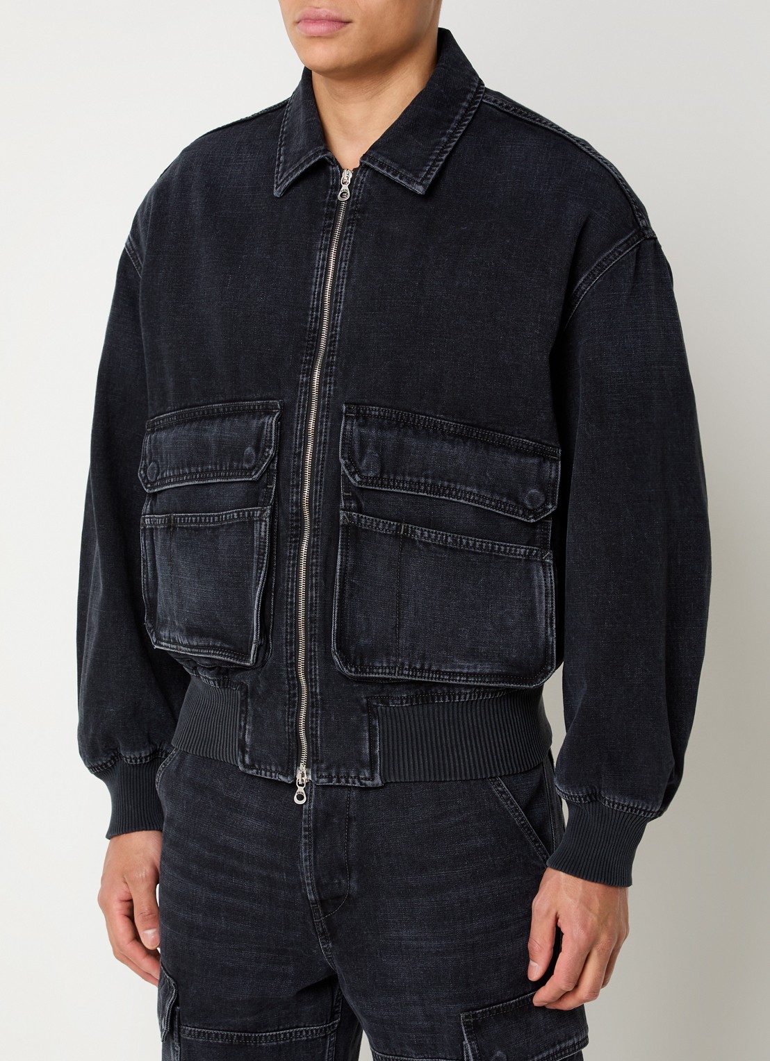 Diesel D-kurz bomberjack van denim met klepzakken - detail 3 donkergrijs
