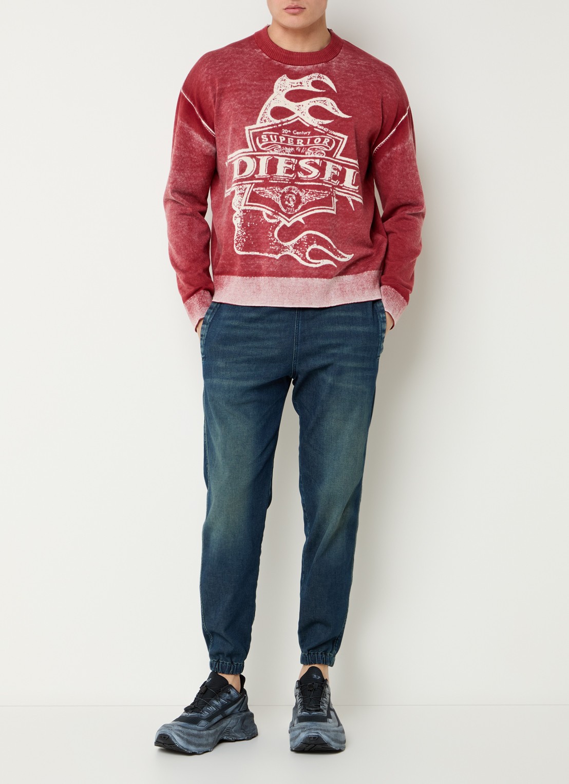 Diesel D-Labb-S tapered fit joggingbroek van denim met steekzakken - voorkant 2 indigo