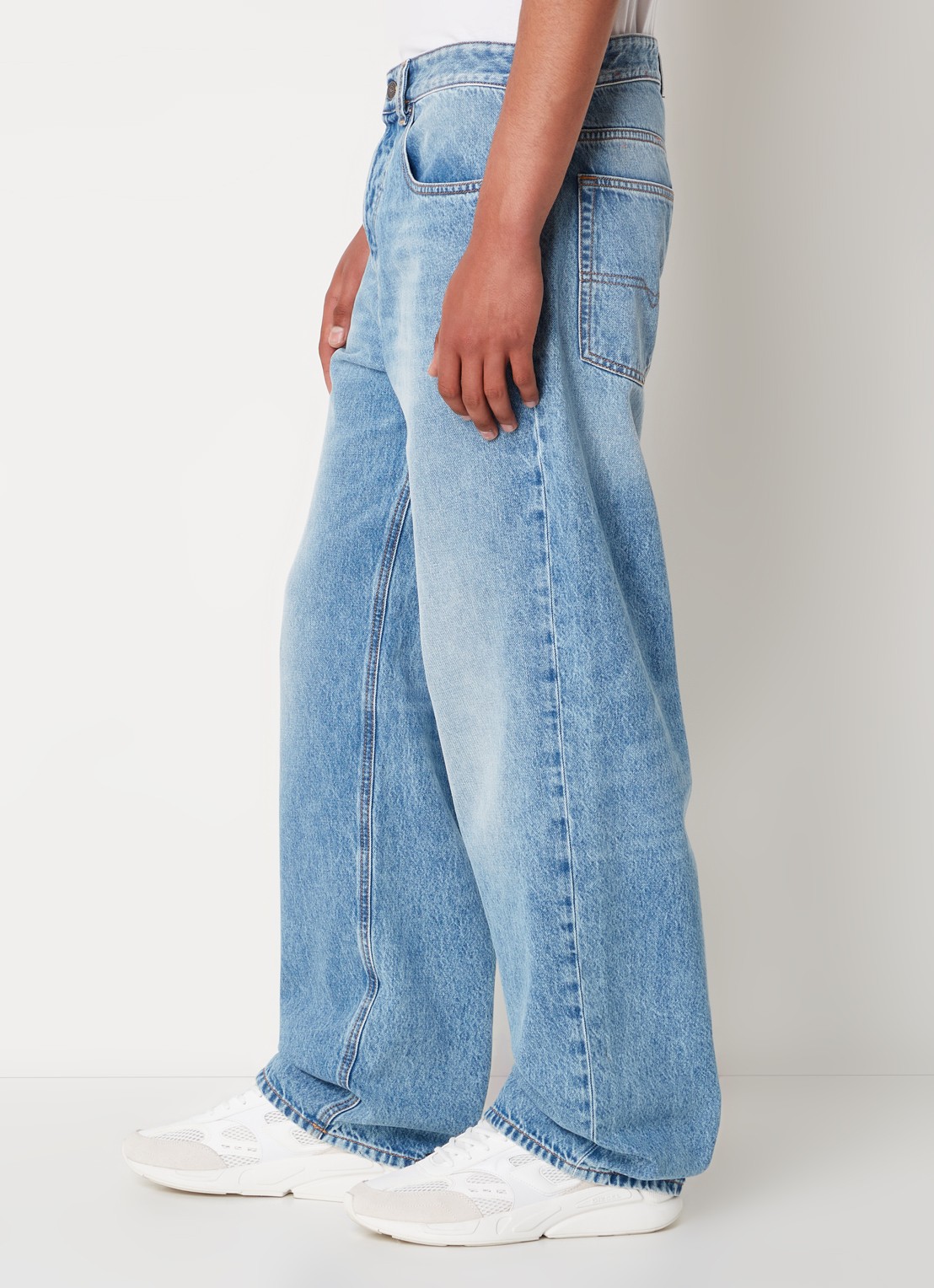 Diesel D-Macro loose fit jeans met medium wassing - detail 2 denim