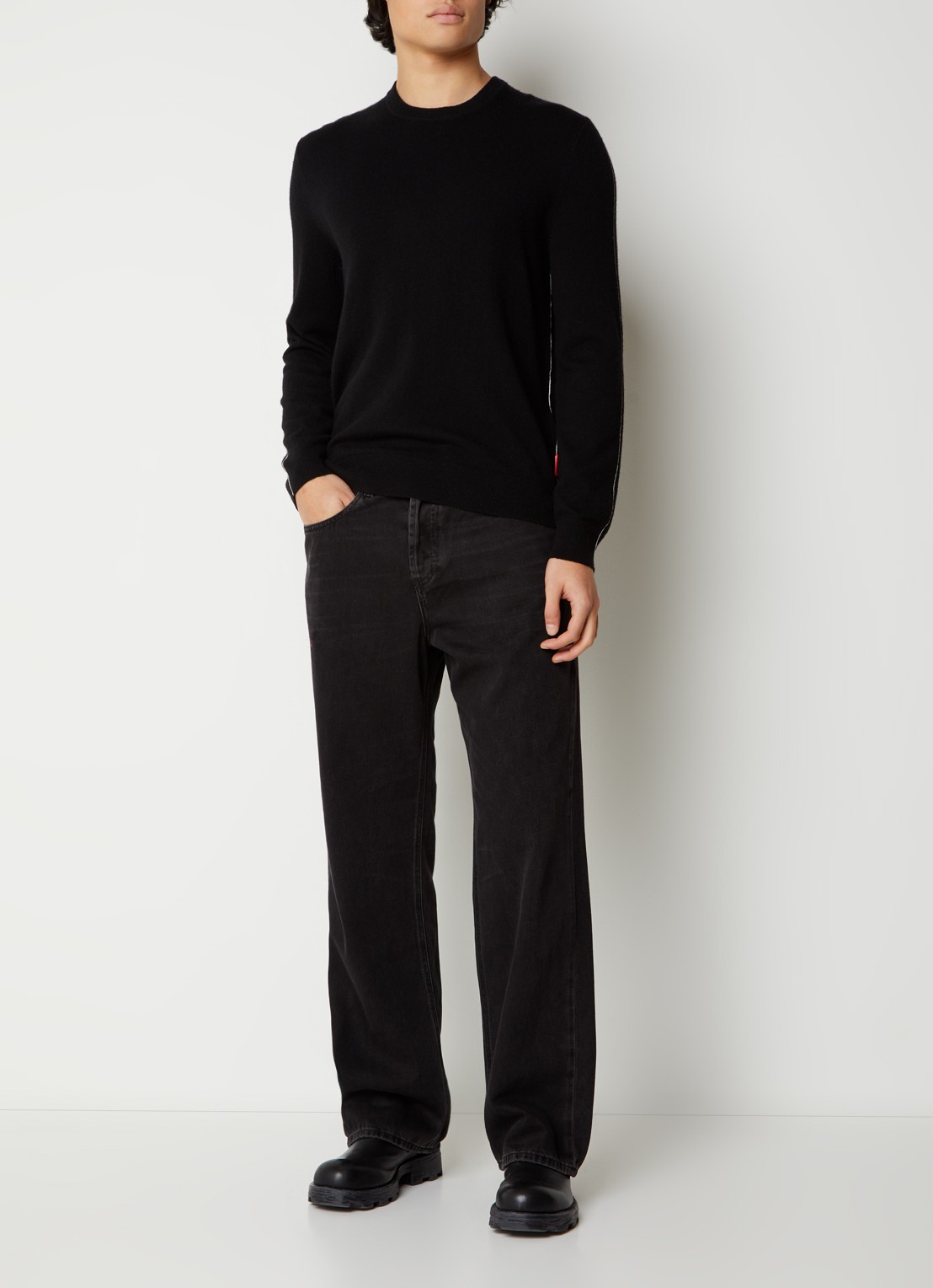 Diesel D-macro straight leg jeans met gekleurde wassing - voorkant 2 zwart
