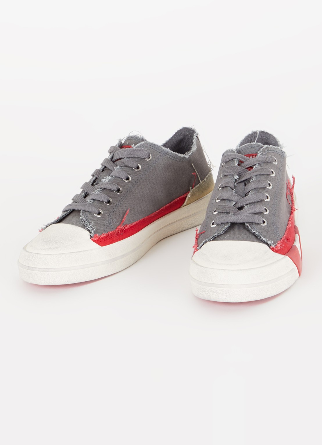 Diesel D-verse Low sneaker van canvas met destroyed afwerking - detail 3 middengrijs