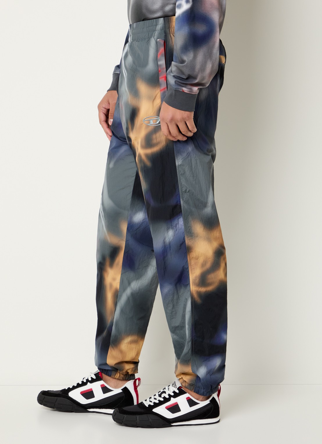 Diesel P-Arelion tapered fit broek met print - detail 5 antraciet