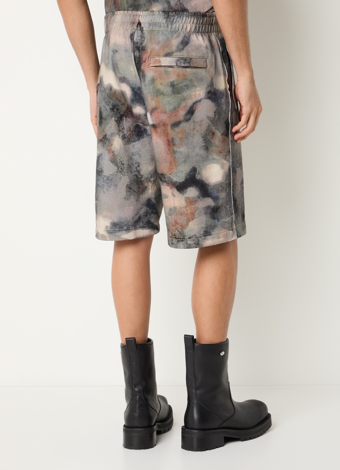 Diesel P-Crone-V1 straight fit korte joggingbroek met camouflageprint - achterkant 4 antraciet
