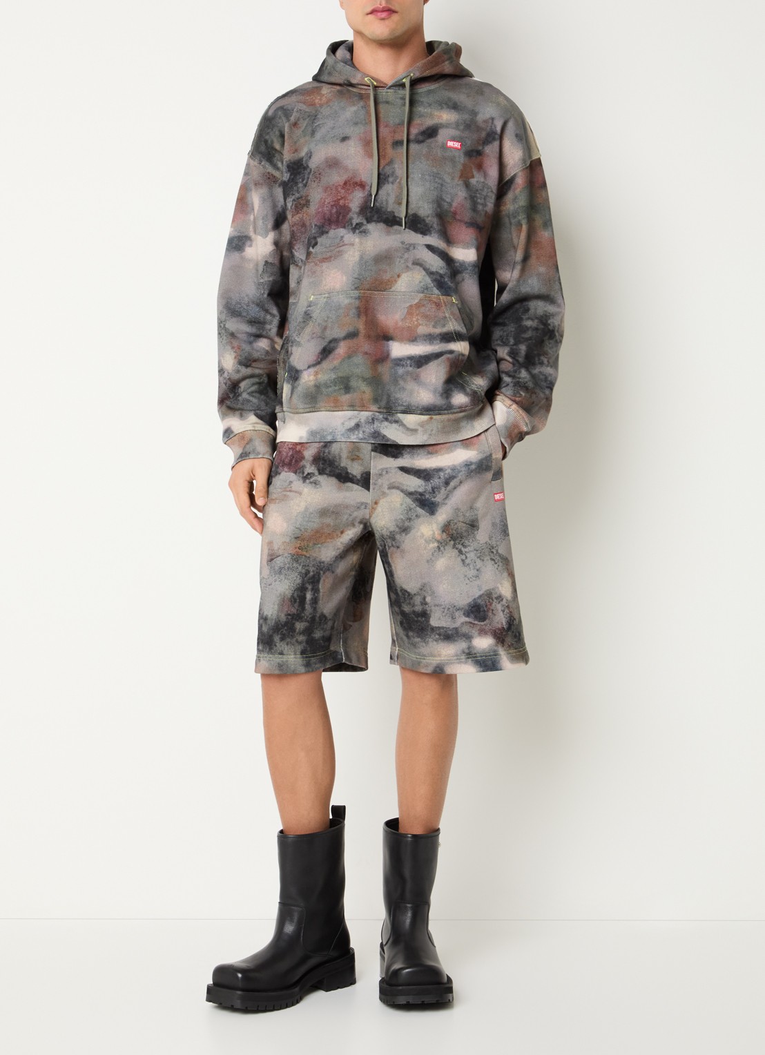 Diesel P-Crone-V1 straight fit korte joggingbroek met camouflageprint - voorkant 3 antraciet