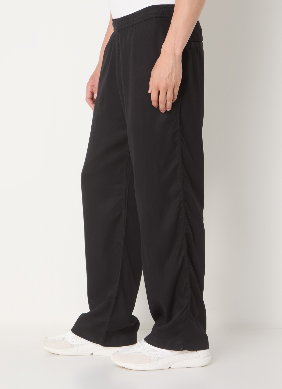 Diesel P-DREYER-C loose fit broek  met steekzakken - detail 4 zwart