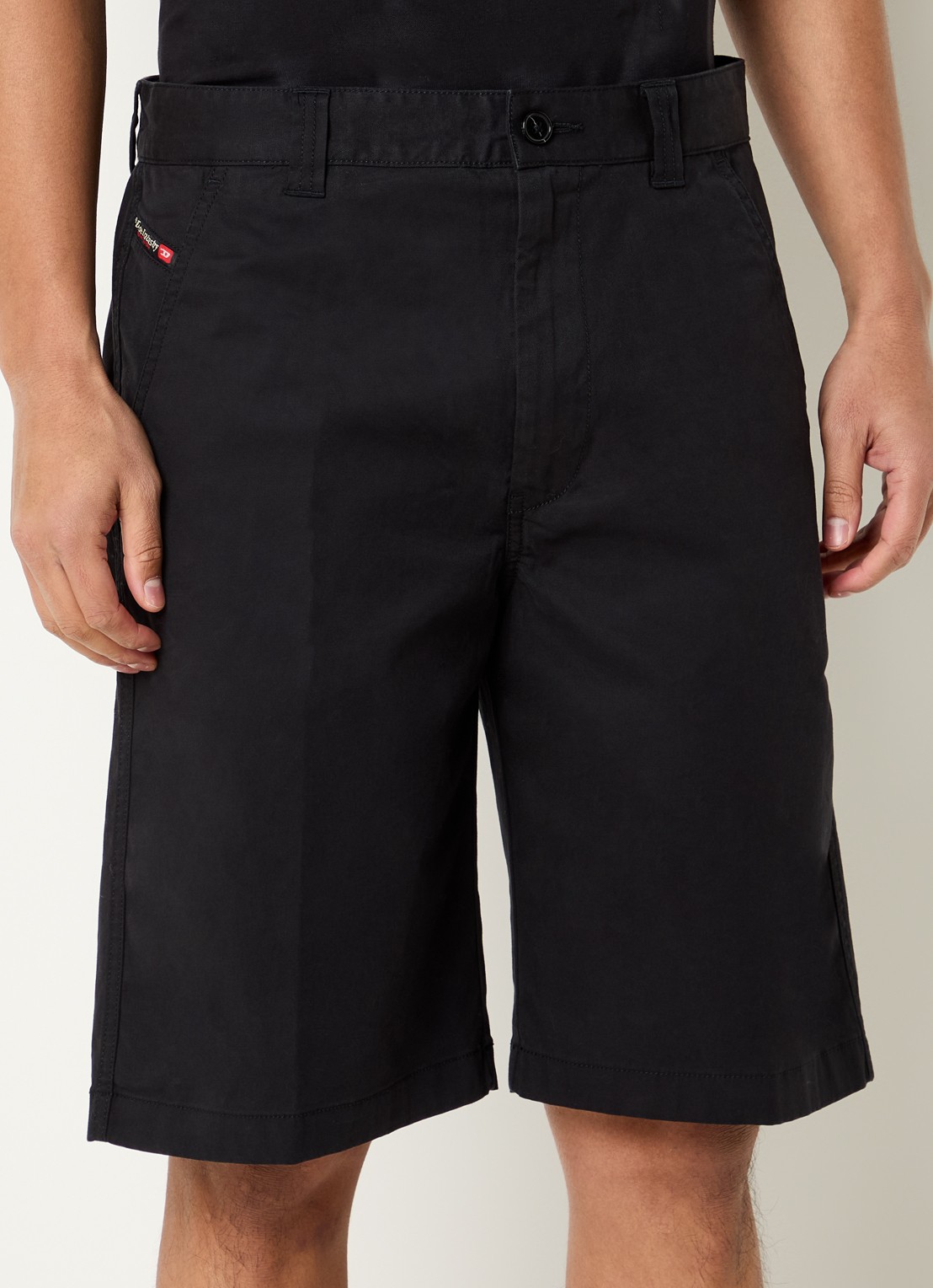 Diesel P-Hant-Chino-Short-Epch loose fit korte chino met steekzakken - detail 3 zwart