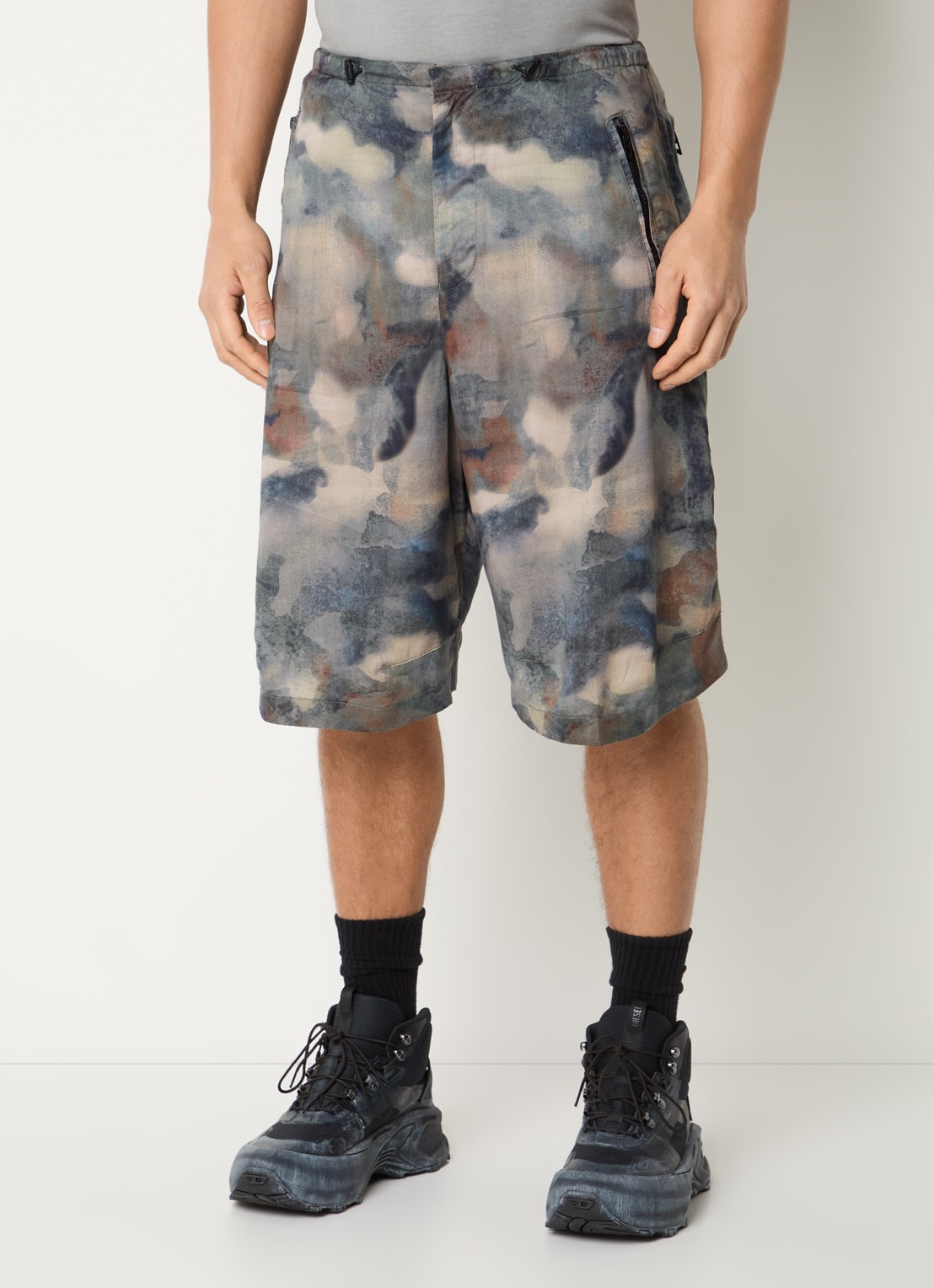 Diesel P-Stitch-Short-Tkbz loose fit korte broek met camouflageprint - detail 4 donkergrijs