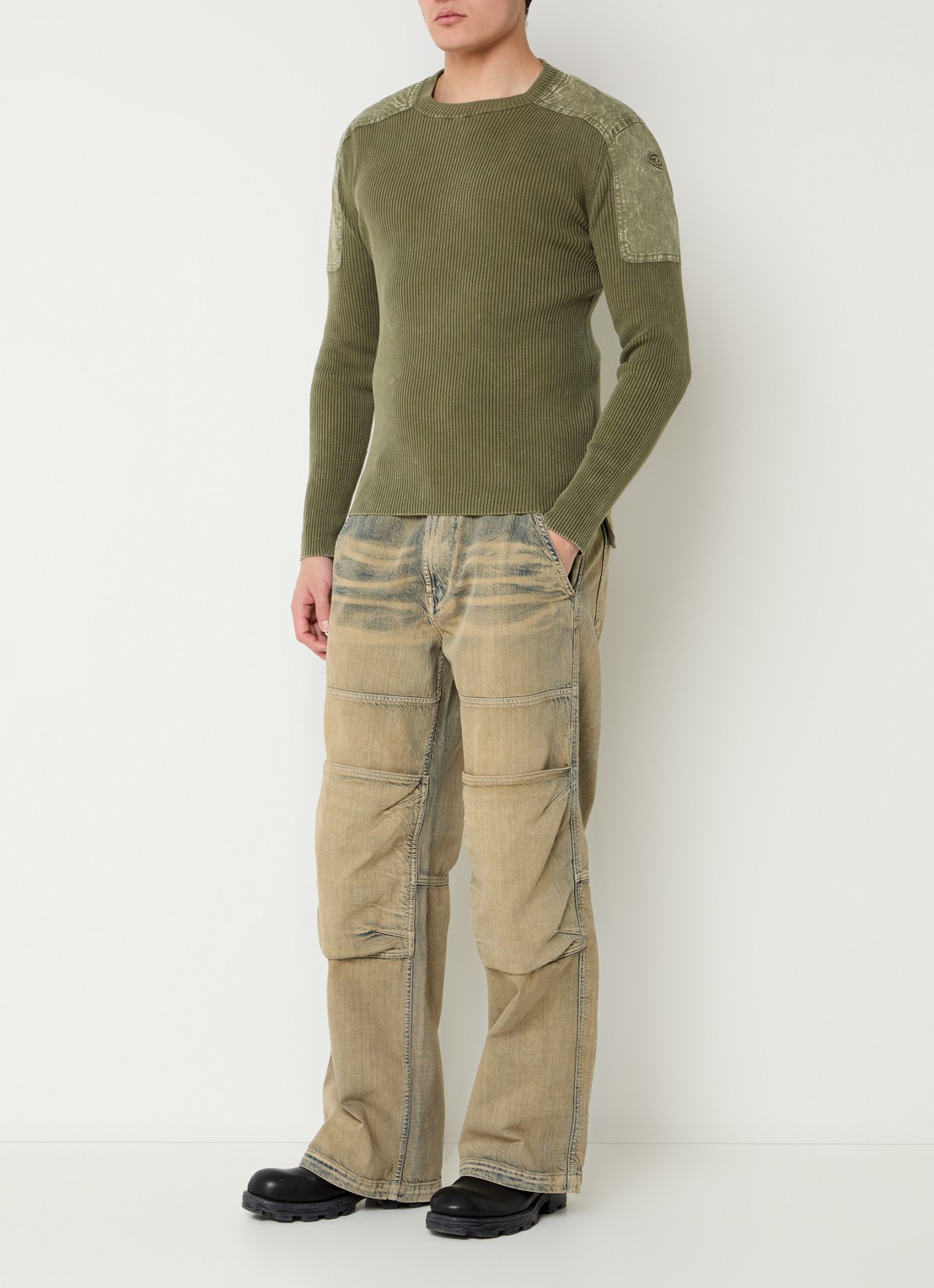 Diesel Ribgebreide pullover met logo - voorkant 2 mosgroen
