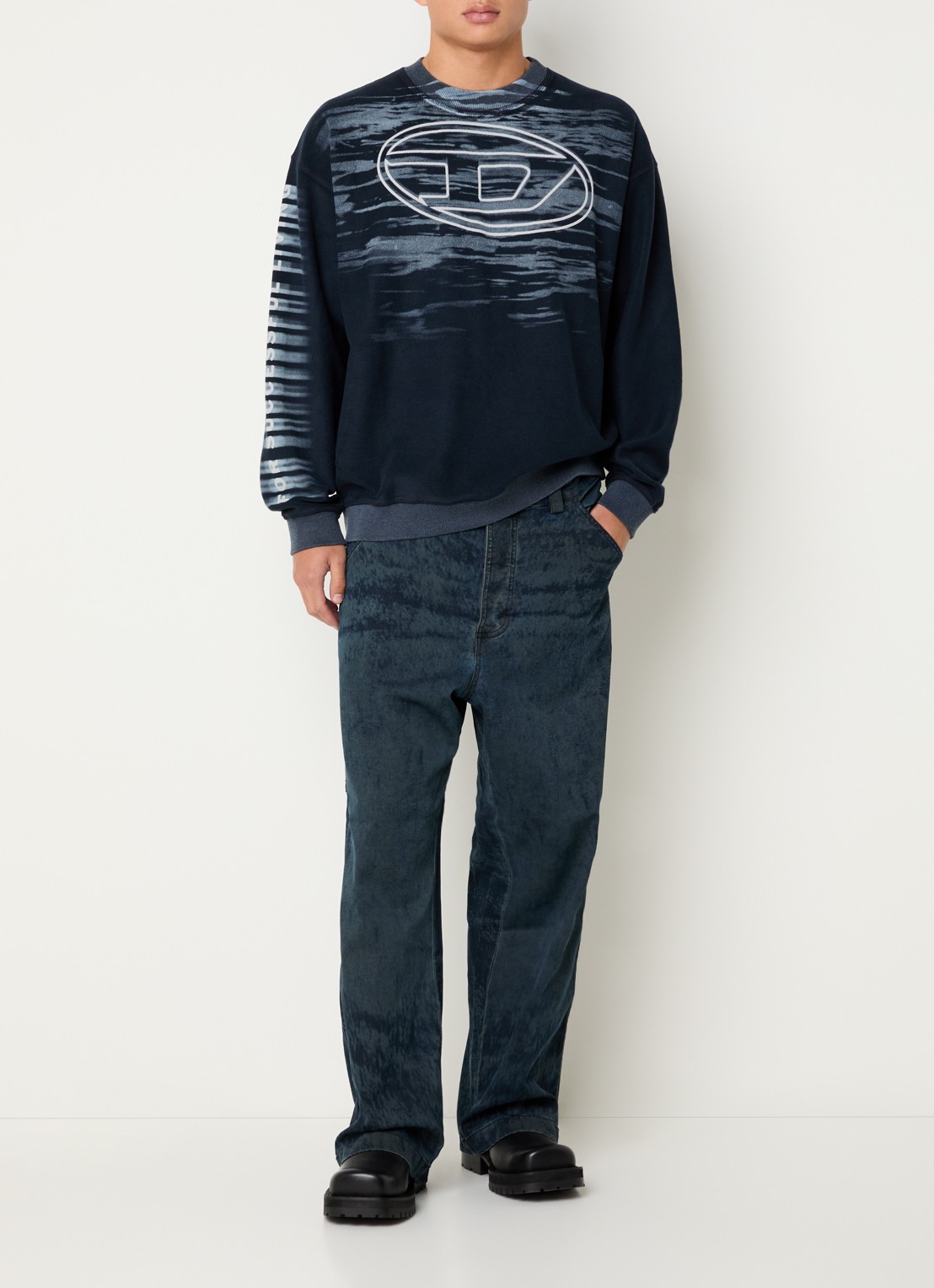 Diesel S-Box-T1 grofgebreide trui met ingebreide print  - voorkant 3 donkerblauw