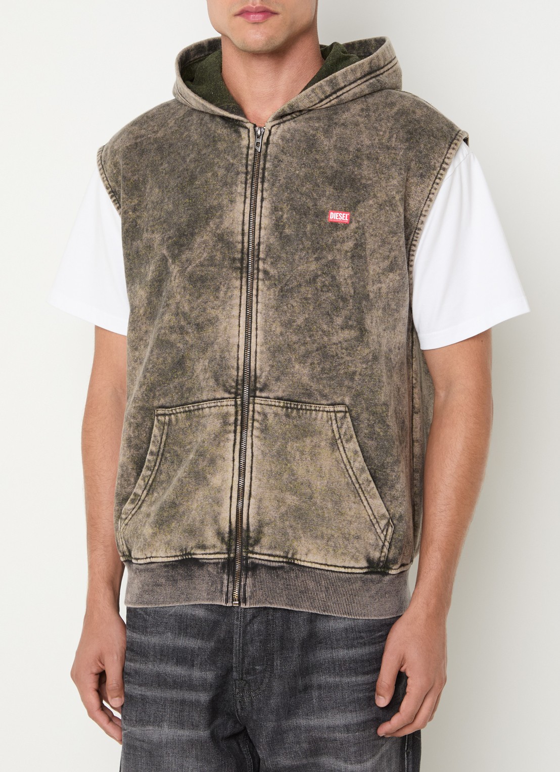 Diesel S-Boxt gilet met verwassen afwerking en logo - detail 3 grijs
