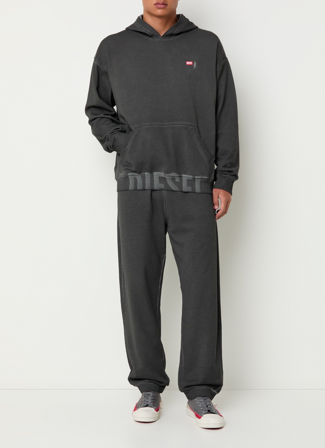 Diesel S-Boxt Hoodie met logo - voorkant 4 antraciet