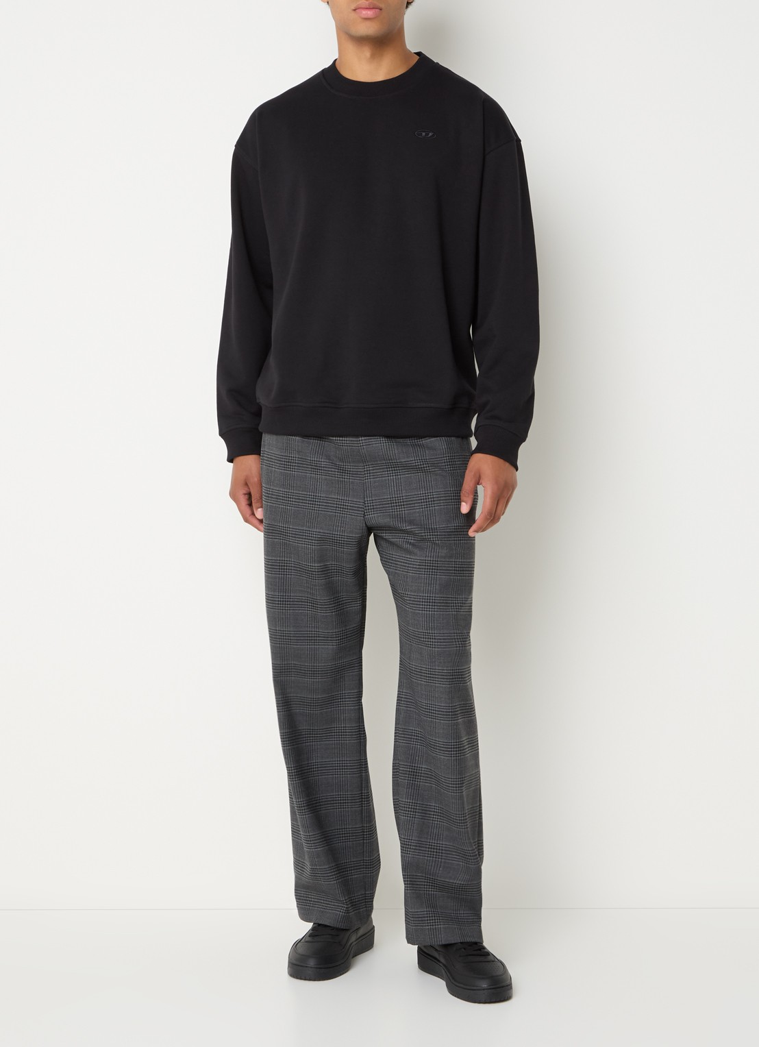 Diesel S-boxt sweater met flockprint - voorkant 2 zwart