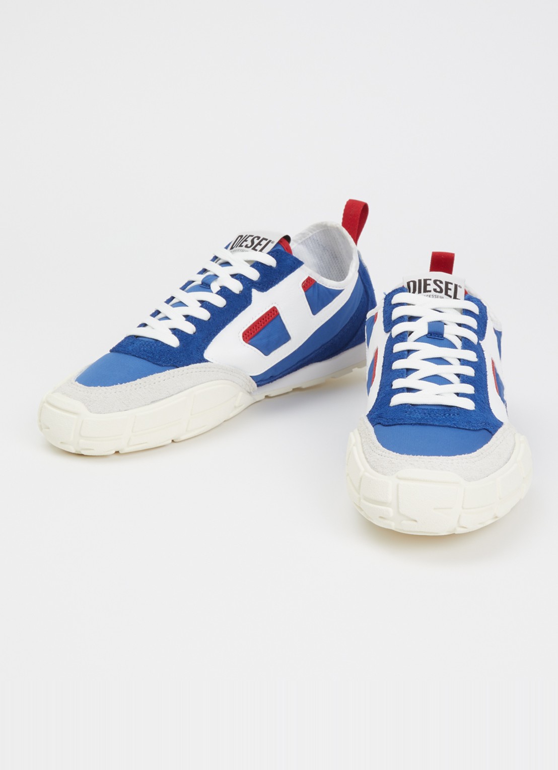 Diesel S-Pagodha Low sneaker van suède met leren details - detail blauw