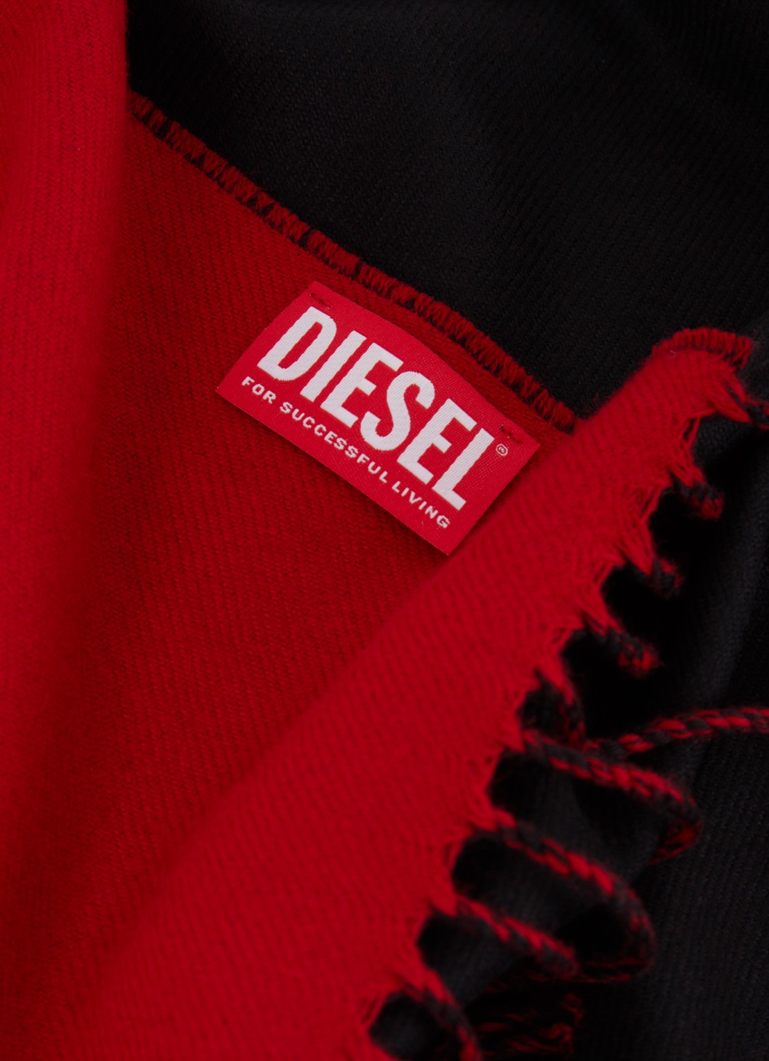 Diesel S-Tevie sjaal in wolblend 185 x 65 cm  - detail 2 zwart
