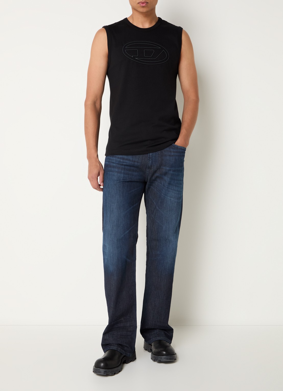 Diesel T-Bisco-Bigoval tanktop met 3D logoprint - voorkant 2 zwart