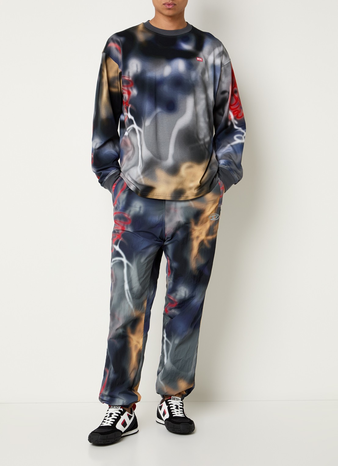 Diesel T-Boxt-Ls-V4 longsleeve met print en logo - voorkant 4 antraciet