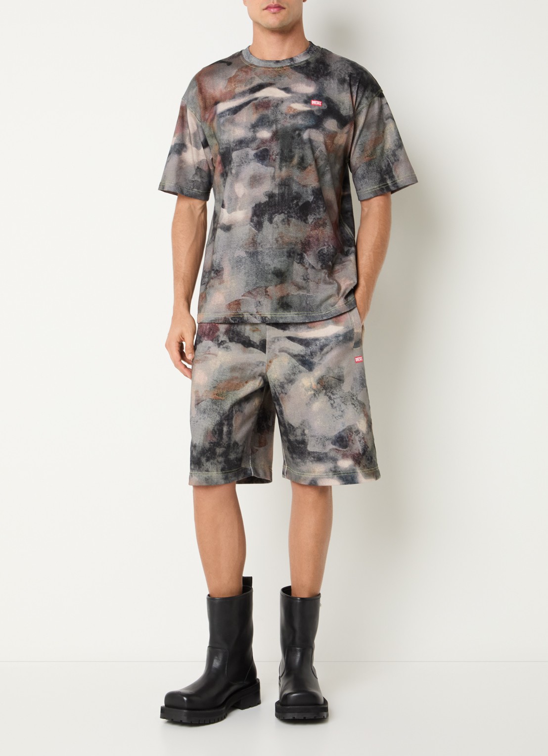 Diesel T-BOXT-V7 T-shirt met camouflageprint en logo - voorkant 3 antraciet