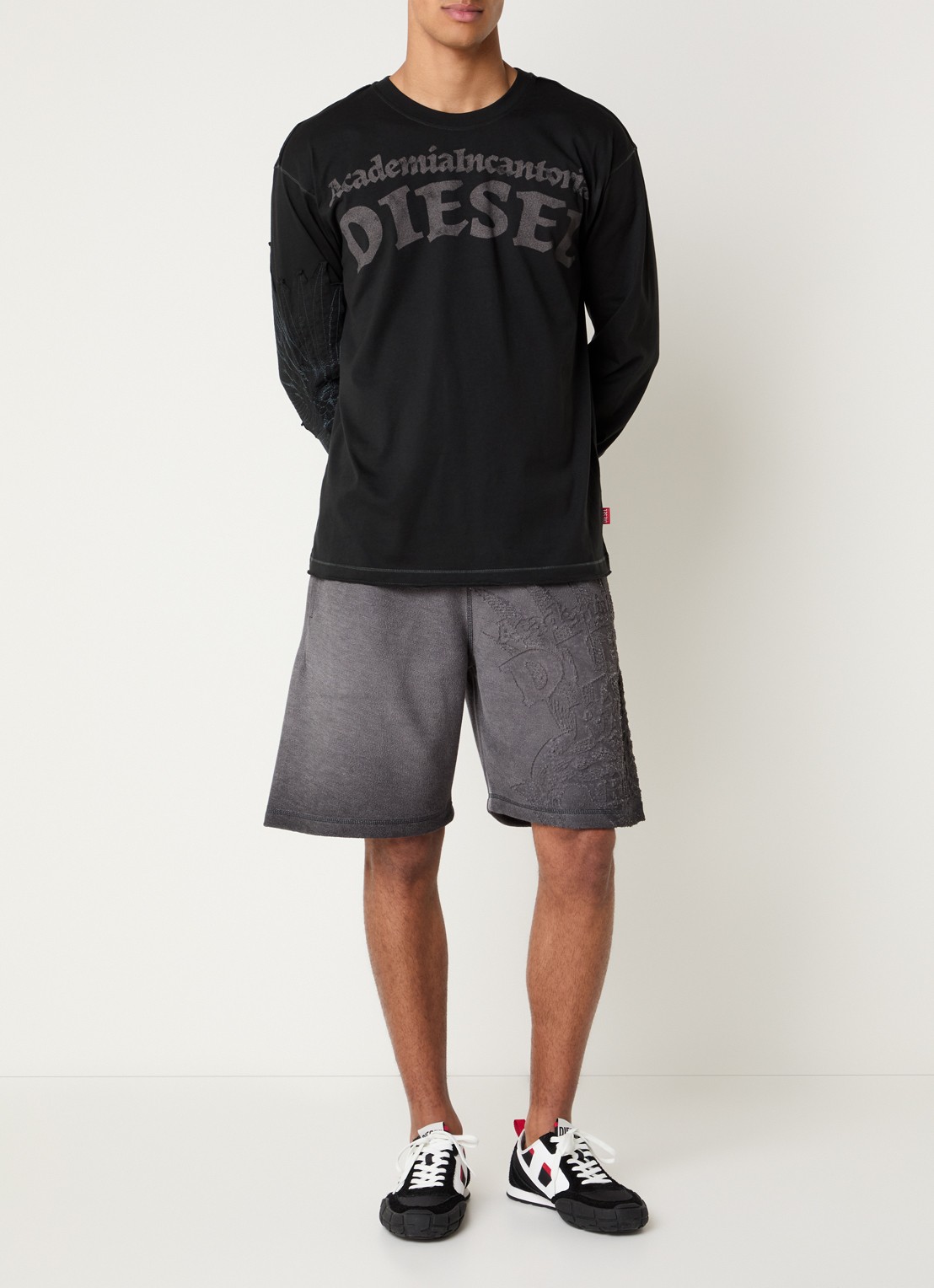 Diesel T-Norm-AA3 longsleeve met print en patchwork - voorkant 2 antraciet