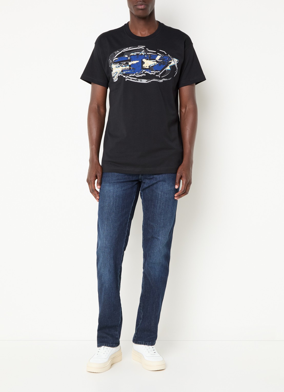 Diesel T-Norm-T11 T-shirt met logoprint - voorkant 3 zwart