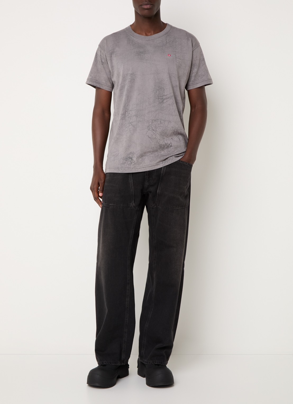 Diesel T-Norm-T8 T-shirt met print en logo - voorkant 3 grijs