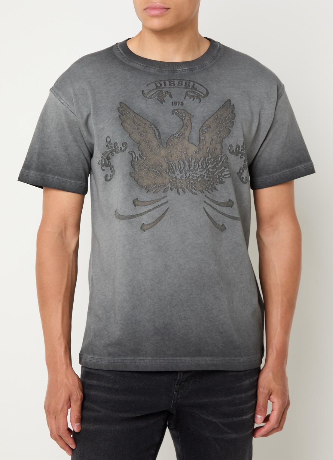 Diesel T-Norm-T9 T-shirt met verwassen afwerking en logoprint - detail 4 donkergrijs