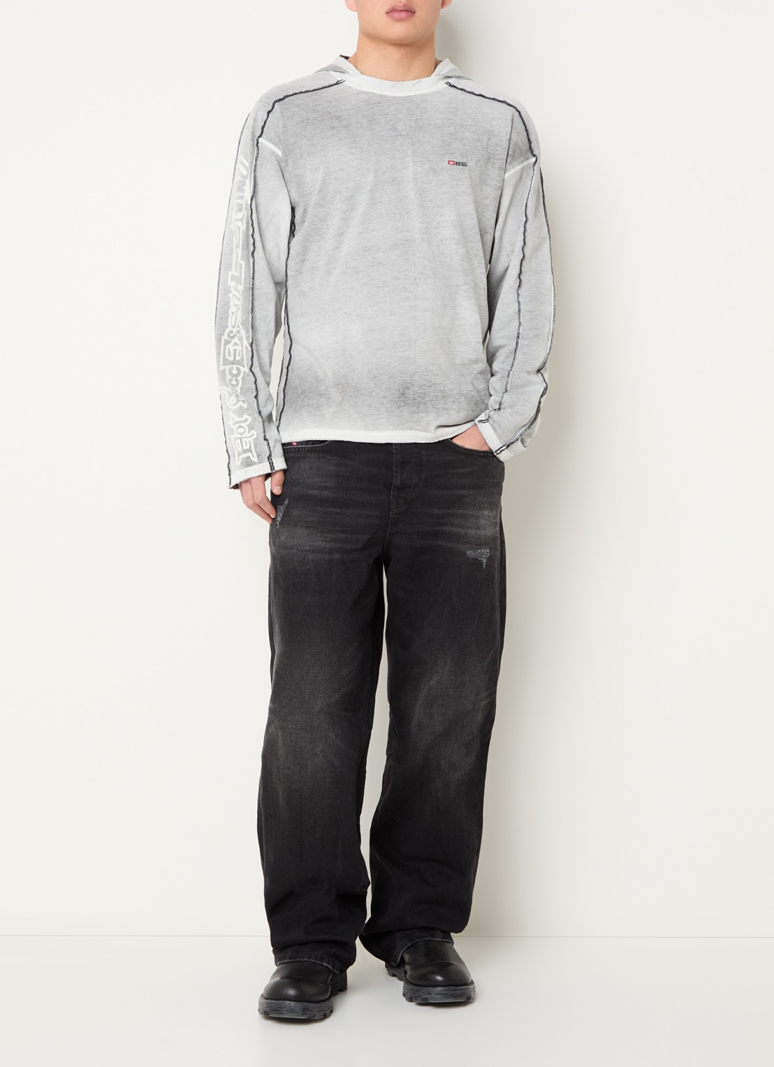 Diesel T-riven longsleeve T-shirt met capuchon - voorkant 2 grijsmele