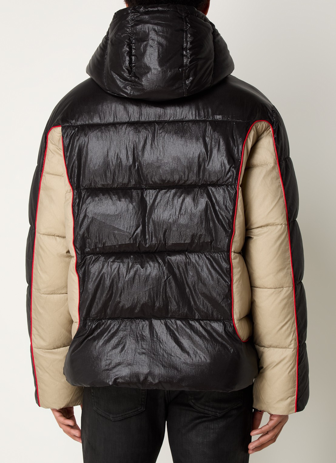 Diesel W-Ostend puffer jack met capuchon en ritszakken - achterkant 4 zwart