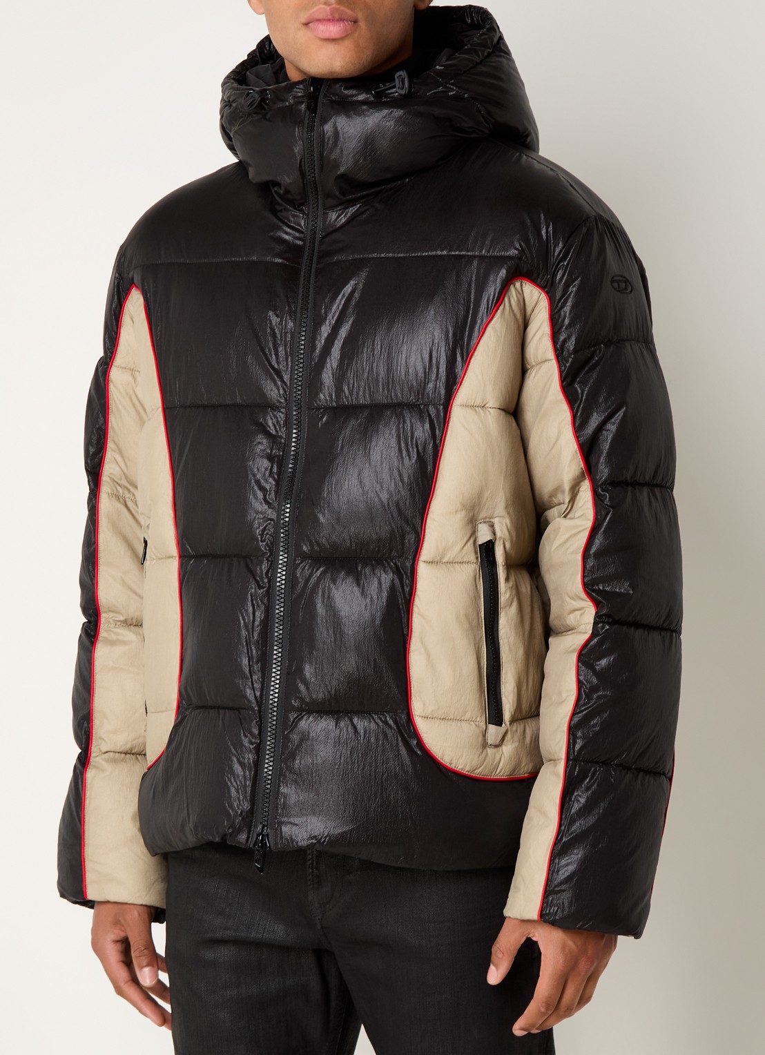 Diesel W-Ostend puffer jack met capuchon en ritszakken - detail 3 zwart