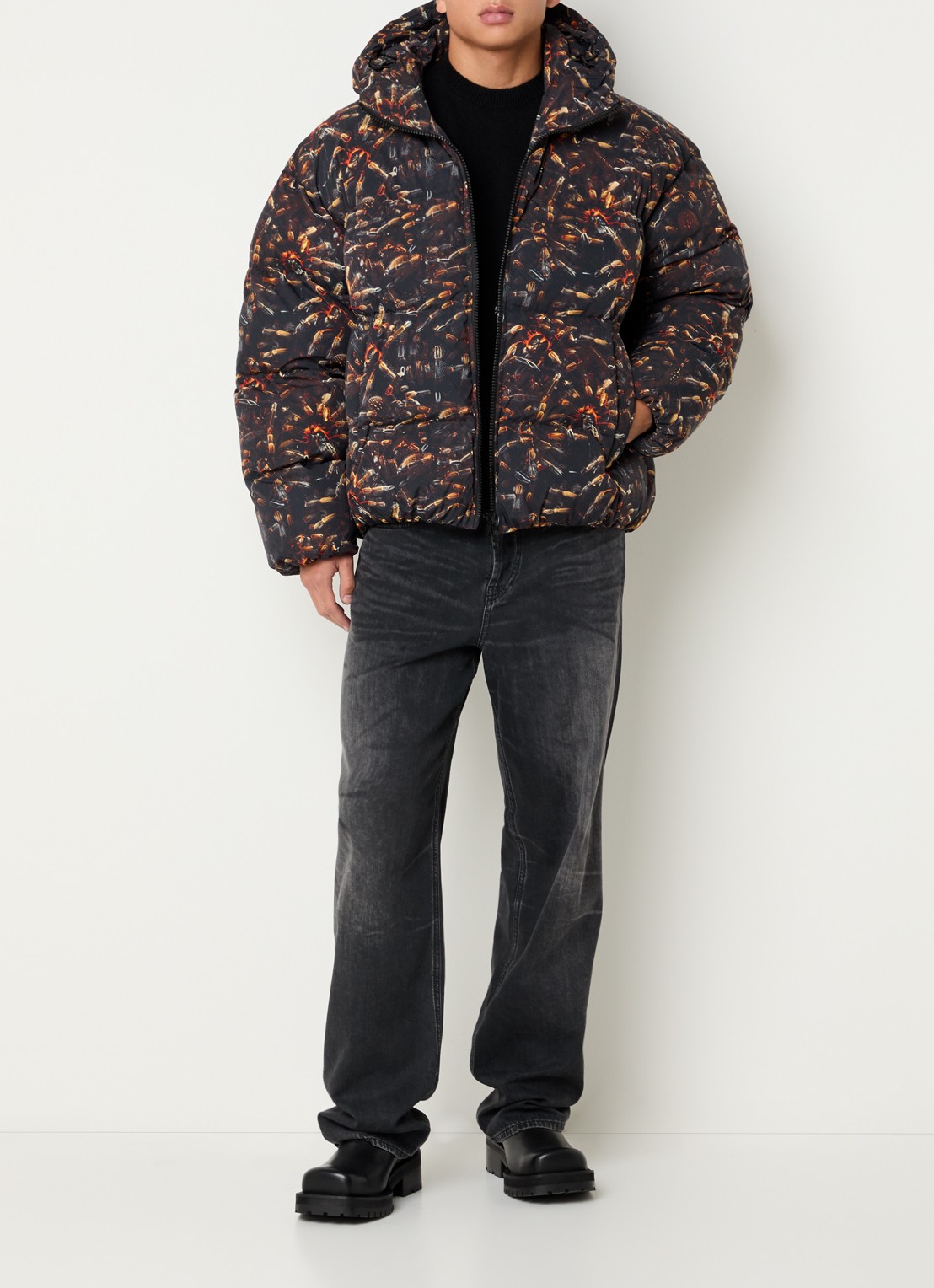 Diesel W-spider puffer jas met print en capuchon - voorkant 4 zwart