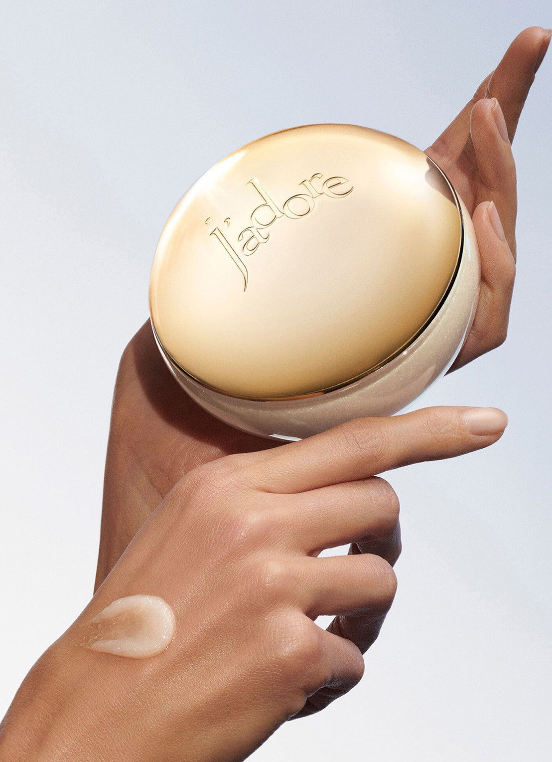 DIOR J'adore Les Adorables Shimmering Scrub - Geparfumeerde Body Scrub - detail 5 undefined
