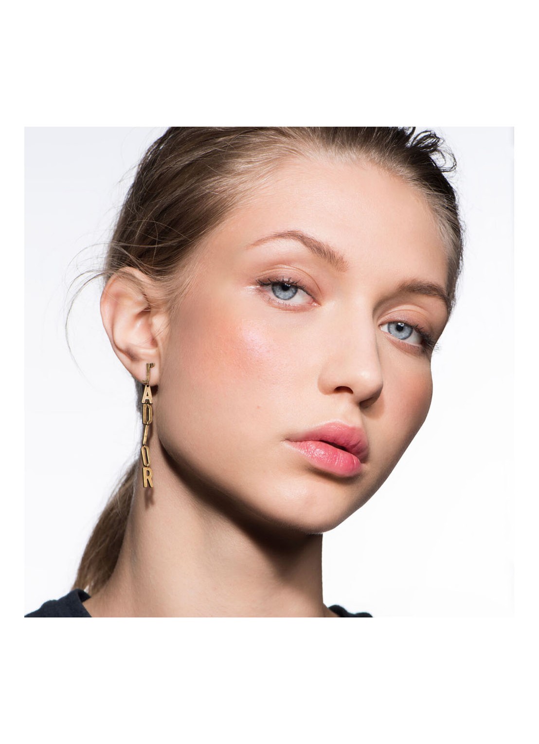 DIOR Rouge Blush - Langhoudende Blush - detail 4 shimmer - 720 icône