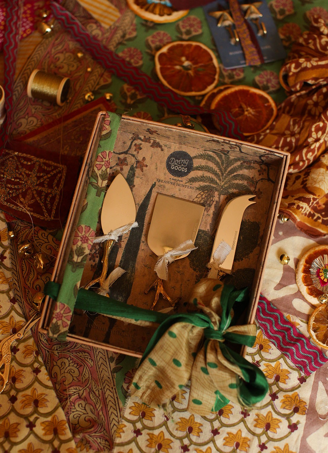 Doing Goods Ava Blossom kaasmes set van 3 in giftbox - detail 2 brons