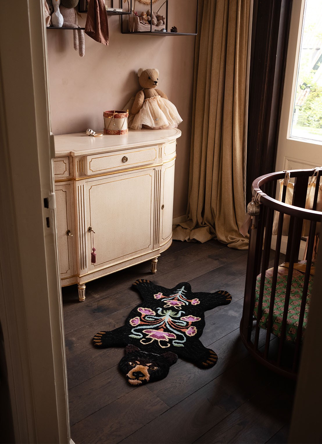 Doing Goods Blooming Bear Small vloerkleed 100 x 66 cm - detail 5 zwart