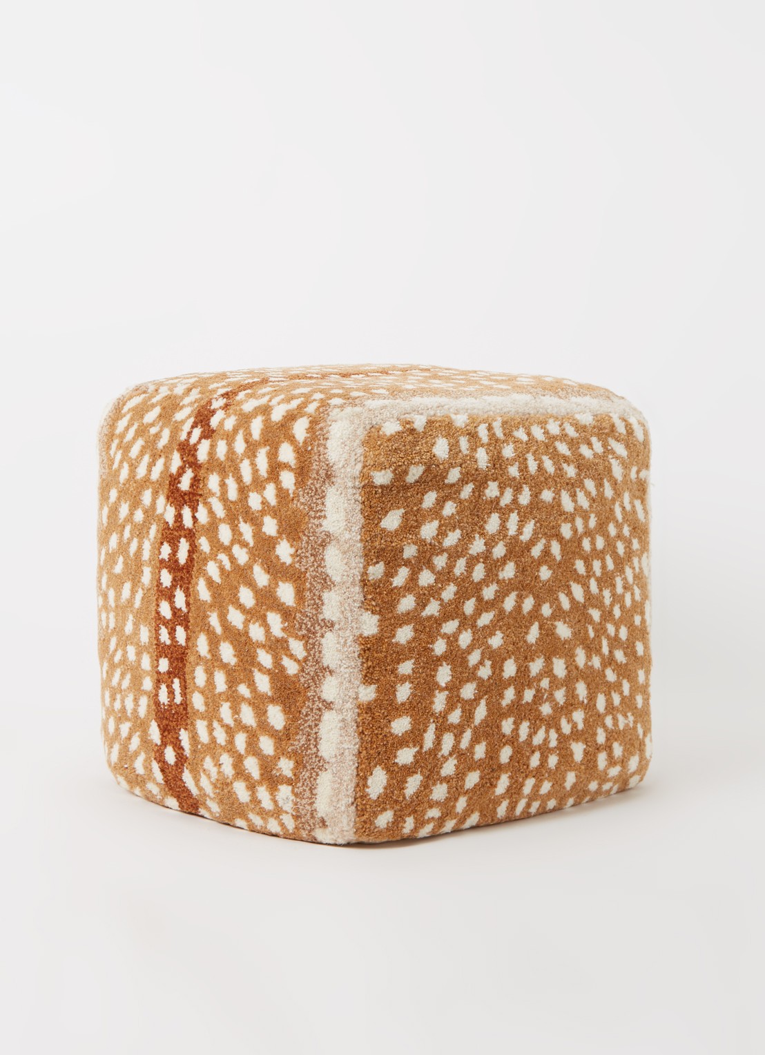 Doing Goods Fawn poef small 50 cm - voorkant 3 lichtbruin