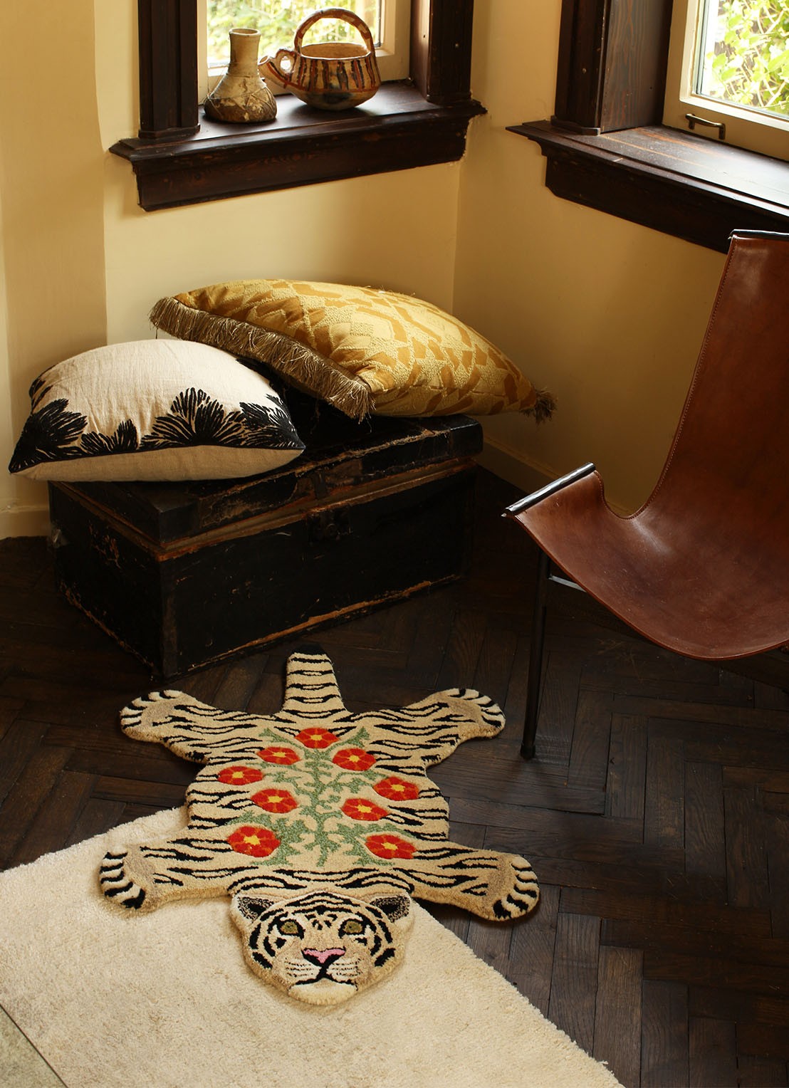 Doing Goods Floral White Tiger Rug Small vloerkleed 92 x 62 cm - detail 5 zand
