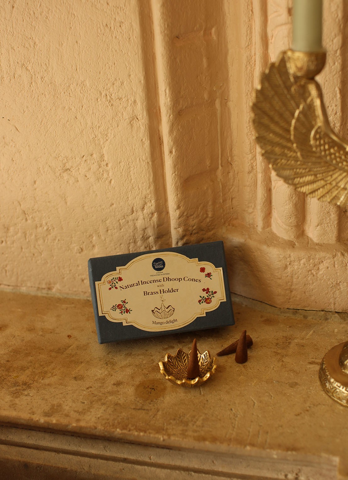 Doing Goods Incense Cones Giftset Mango - voorkant 2 brons
