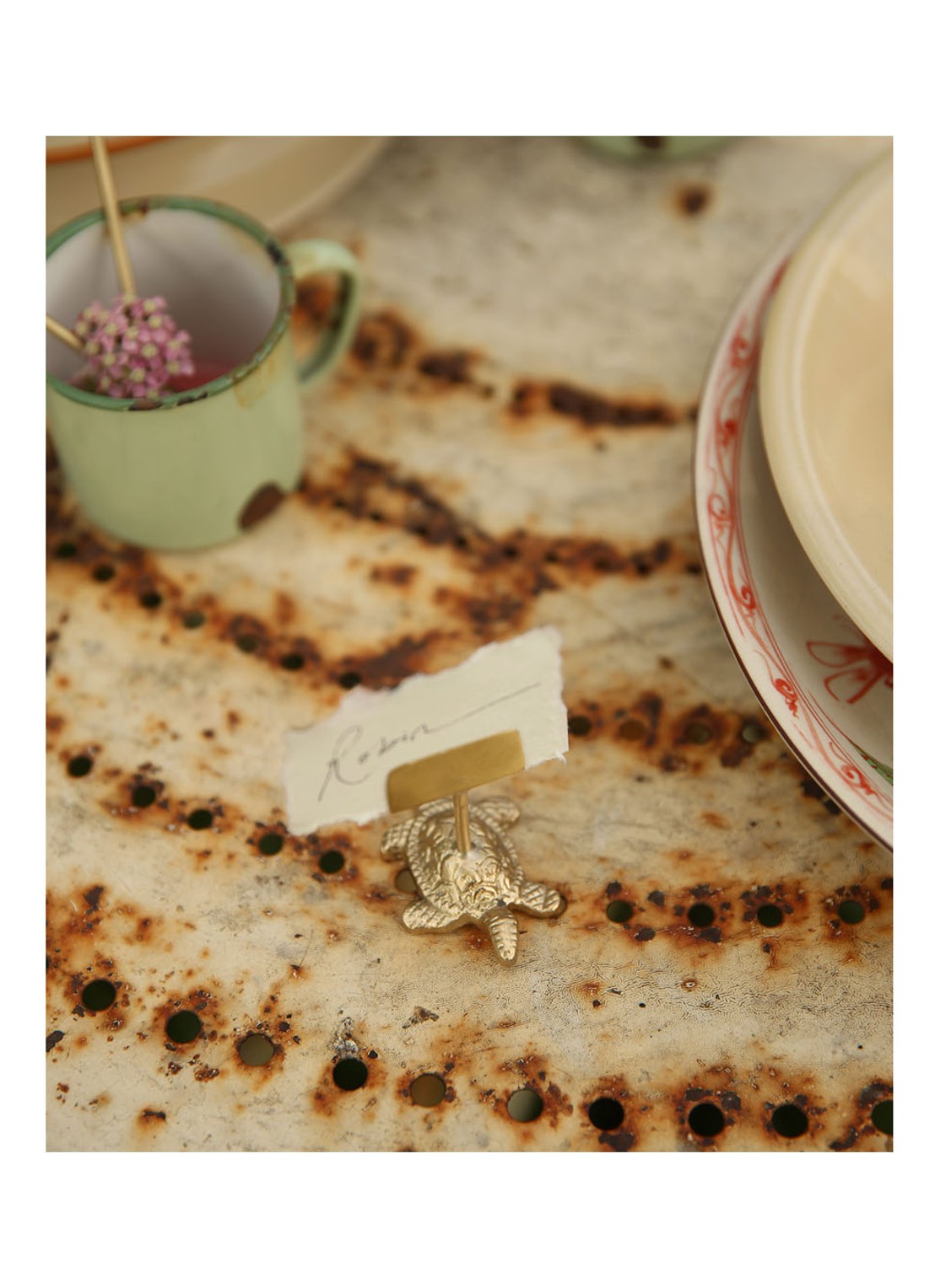 Doing Goods Lily Turtle fotohouder 5,5 cm - voorkant 3 goud