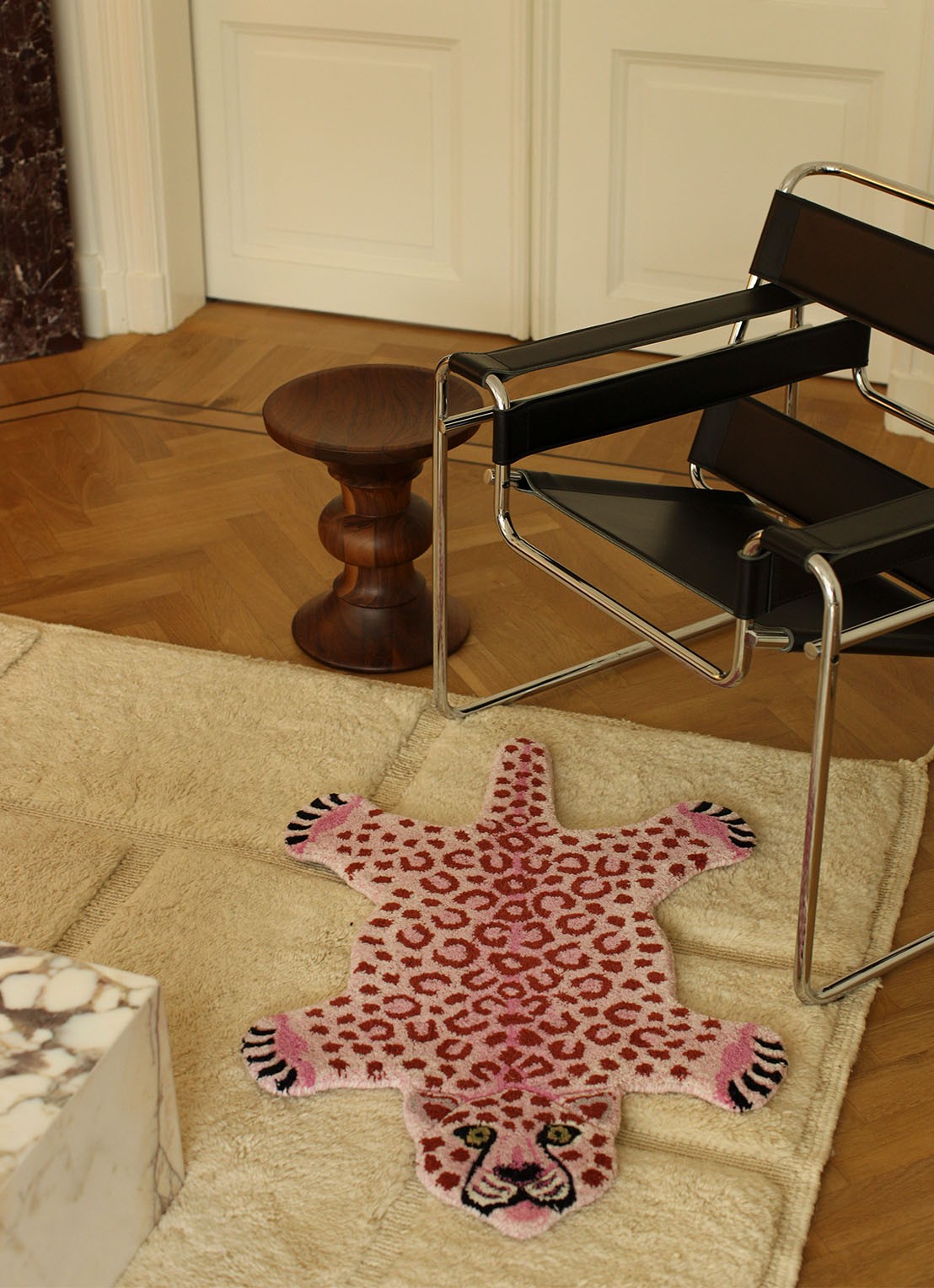 Doing Goods Loony Pink Leopard Small  kleed 92 x 62 cm - voorkant 2 roze