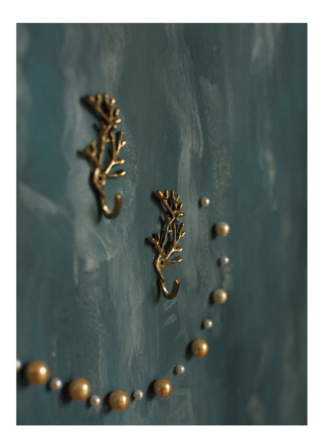 Doing Goods Marie Coral wandhaak set van 2 - voorkant 2 goud