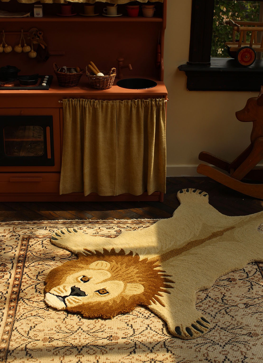 Doing Goods Moody Lion L vloerkleed 150 x 98 cm - detail 3 beige