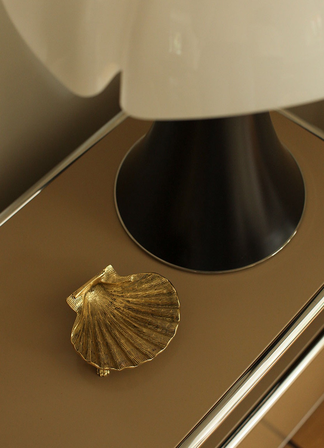 Doing Goods Scarlett Schelp schaaltje 11,5 cm - detail 5 goud