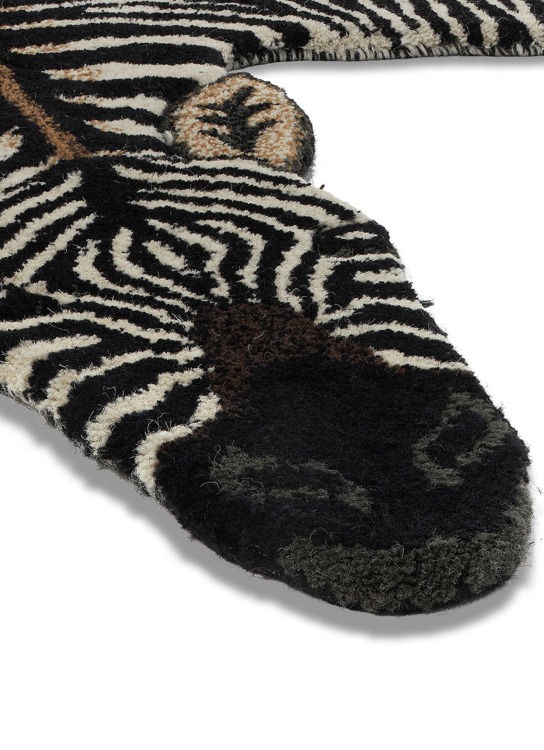 Doing Goods Stripey Zebra vloerkleed 102 x 67 cm - achterkant 2 zwart