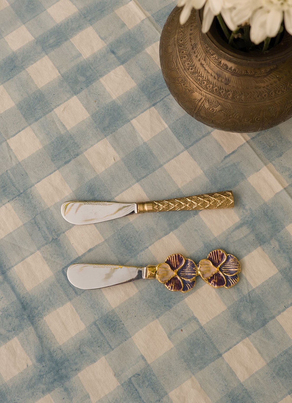 Doing Goods Valery Violet botermes - voorkant 4 goud